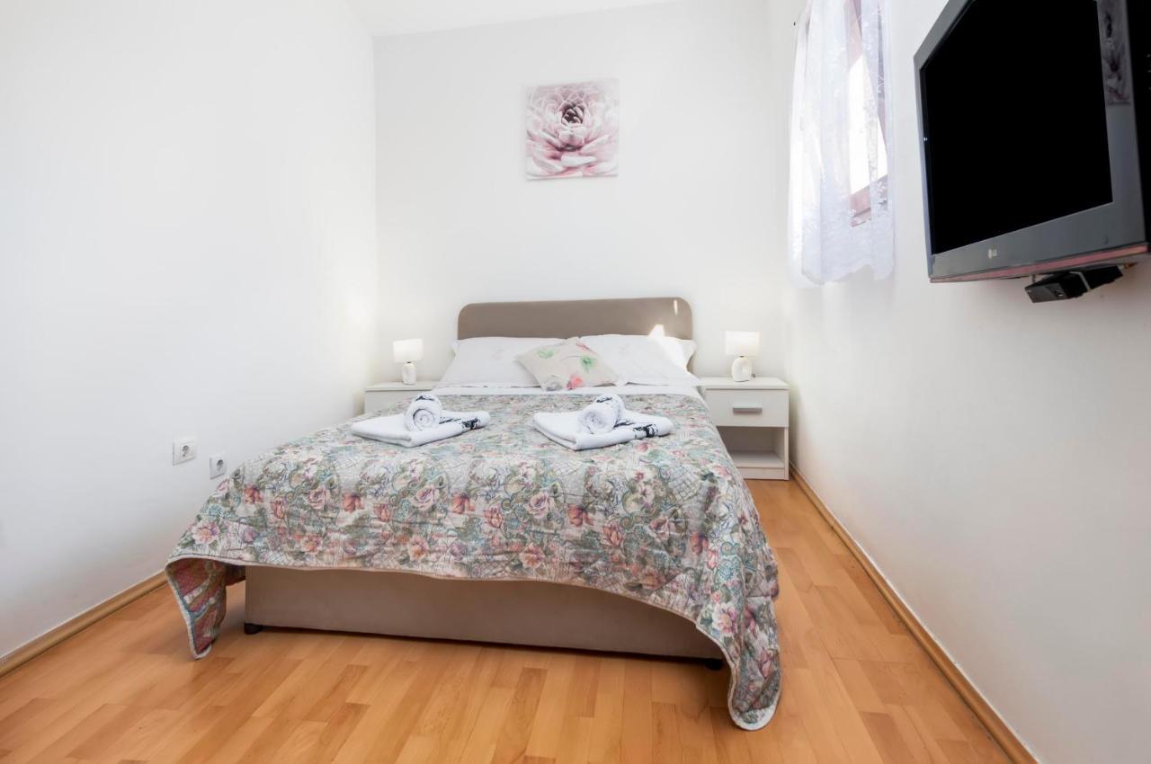 Studio Nena Rovinj Luaran gambar